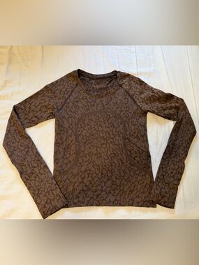 Lululemon Swiftly Tech Long Sleeve